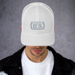 Trucker Cap - gray logo